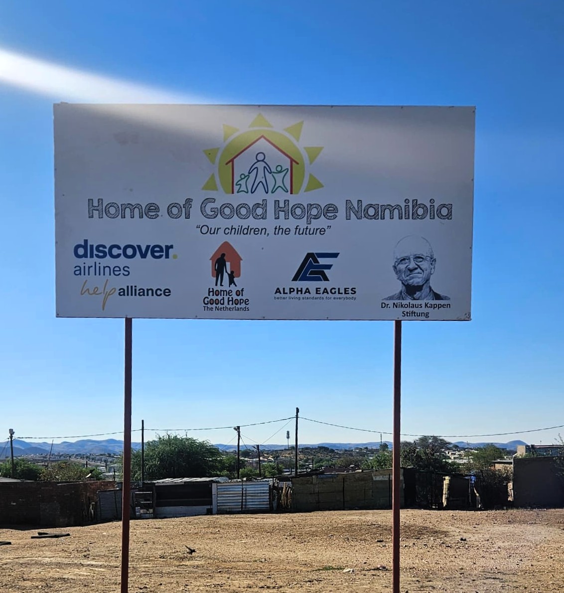Start van de nieuwbouw van Home of Good Hope in Namibië